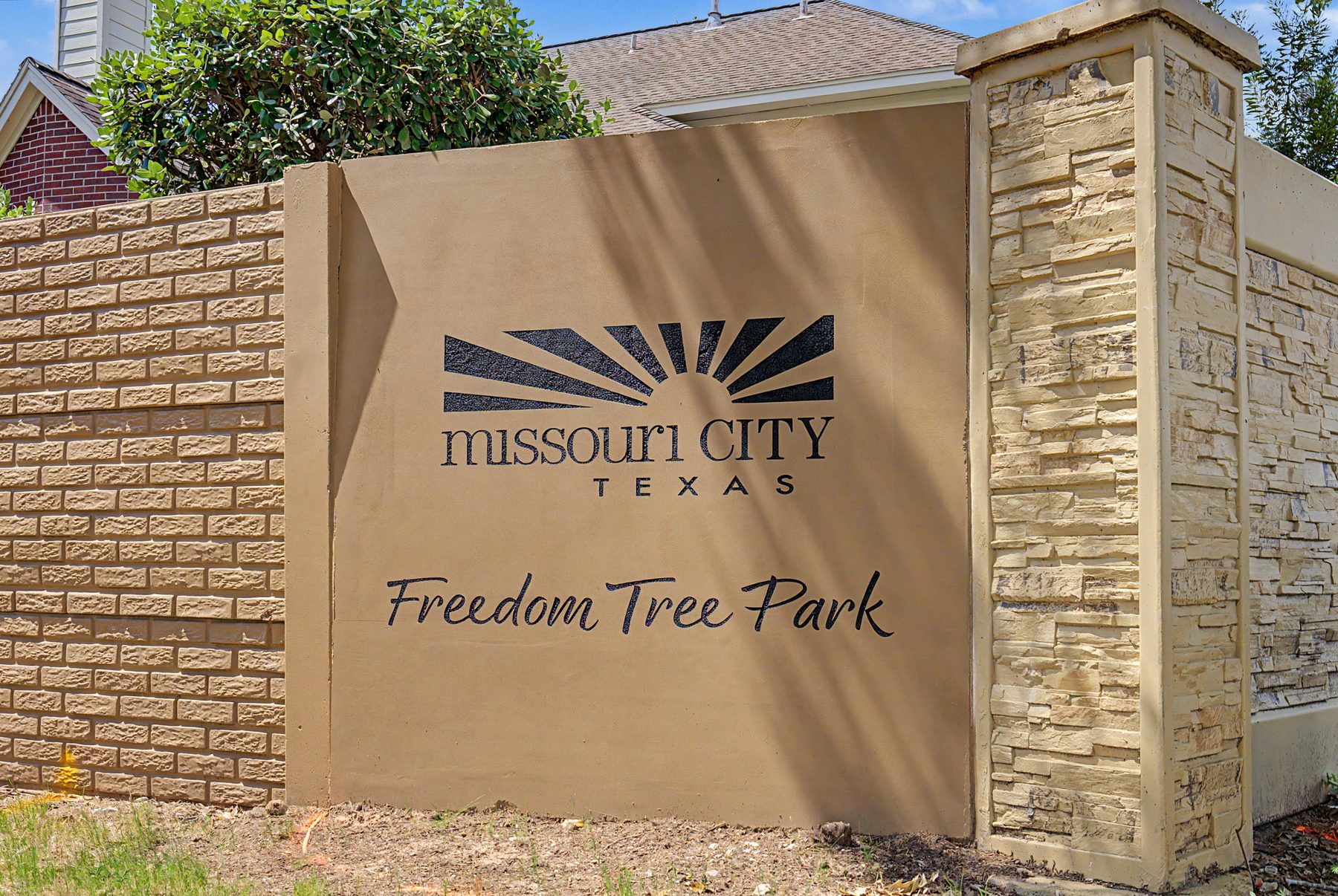 Freedom Tree Park entrance sign, Missouri City Texas